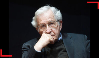 Noam Chomsky ile söyleşi: “Cidden pişman olduğum bir yanlışlığı itiraf etmeliyim”*