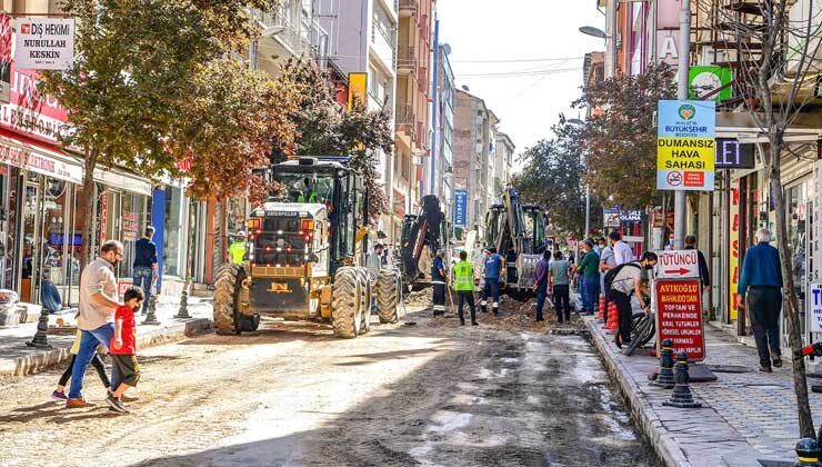 Malatya’da Cezmi Kartay caddesinin altyapısı tamamen yenilendi