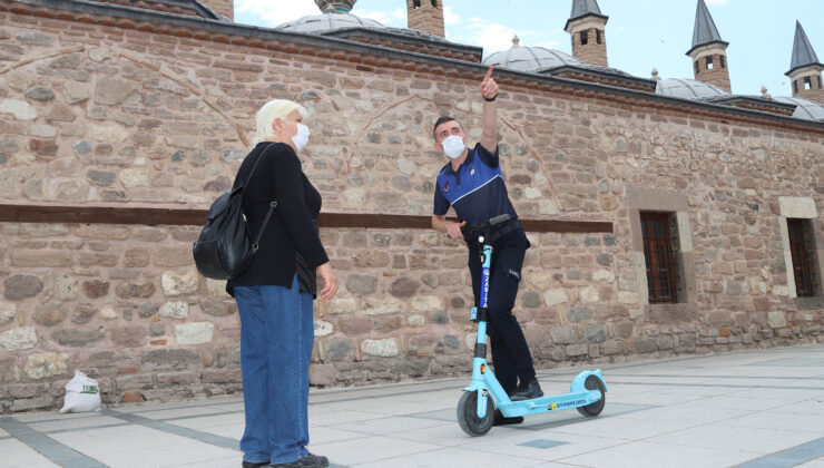 Konya Büyükşehir Zabıtası Elektrikli Scooter ile Hizmet Veriyor