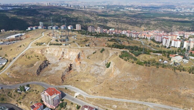 Cumhuriyet’in 100. Yılına Özel Anıt Başkent’te Yükselecek