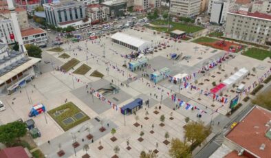 BAĞCILAR, MEYDANINA KAVUŞTU İMAMOĞLU: PROJELERİMİZİN SAHİBİ HALKTIR