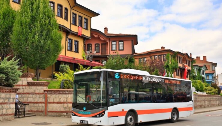 Eskişehir Büyükşehir’den ‘Ulaşımda Kadınlara Pozitif Ayrımcılık’