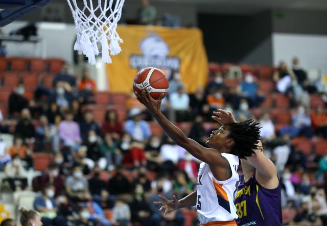 Çukurova Basketbol Avrupa'da 4'de 4 yaptı