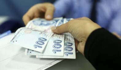 Emeklilikte Yaşa Takılanlar için komisyon oluşturuldu; EYT düzenlemesi nasıl olacak?