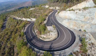 Hatay Büyükşehir Belediyesi, il genelinde beton asfalt serim çalışmalarını aralıksız sürdürüyor