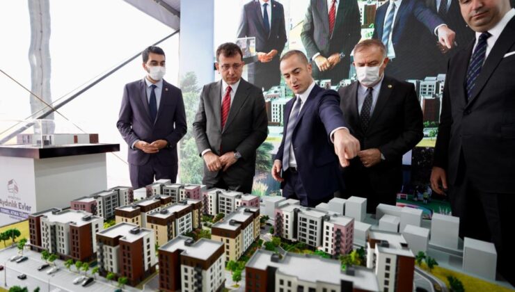 İmamoğlu’ndan ‘Ekonomik Kriz’ Açıklamaları: Kapısına Kilit Vurduğunuz 10 Metroyu Yapmaya Çalışıyoruz