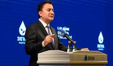 Ali Babacan: 10 bin gazeteci Türkiye’de işten kovdurtulmuş durumda