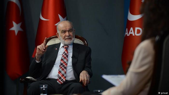 Karamollaoğlu: HDP terörle arasına mesafe koyuyor