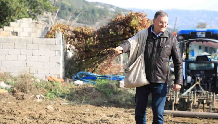 Hatay Büyükşehir Belediyesi’nden Üretime Destek Hasada Bereket