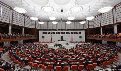 25’i HDP’li 28 milletvekiline ait 40 dokunulmazlık dosyası Meclis’te