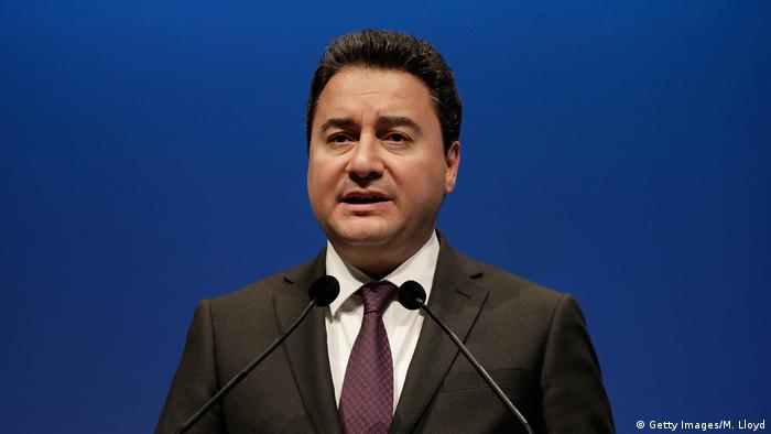 Babacan: Bebekler bile kötü yönetimin bedelini ödüyor