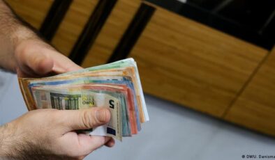 Eski Merkez Bankası Başkanı Gültekin: Kur korumalı mevduat muhtemel sorunları olan gereksiz bir uygulama