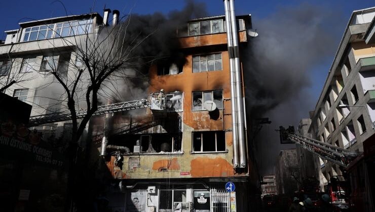 İstanbul’da tekstil imalathanesinde yangın: Dört yabancı uyruklu işçi hayatını kaybetti