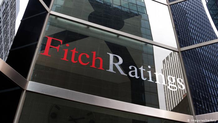 Uluslararası kredi derecelendirme kuruluşu Fitch Ratings, Türkiye’nin kredi notunu düşürdü