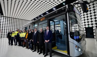 İMAMOĞLU KENTİN YENİ METROBÜS ARACINI TEST ETTİ