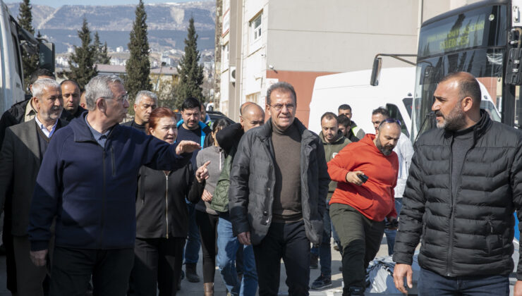 <strong>SEÇER: “CHP’Lİ BELEDİYE BAŞKANLARI EL BİRLİĞİYLE YARALARI SARMAK İÇİN ÇALIŞIYOR”</strong>