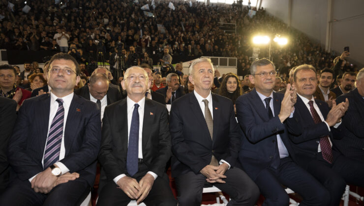 SEÇER, KILIÇDAROĞLU İLE BİRLİKTE KONYA’DA ÇEŞİTLİ PROGRAMLARA KATILDI