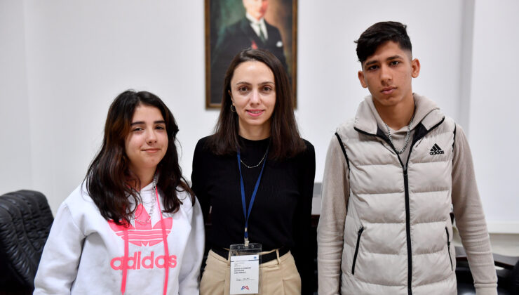 <strong>BÜYÜKŞEHİR’DEN DEPREMZEDE ÖĞRENCİLERE YKS BAŞVURUSUNDA REHBERLİK DESTEĞİ</strong>