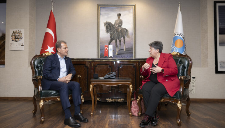 SEÇER, TÜRKİYE KADIN DERNEKLERİ FEDERASYONU BAŞKANI CANAN GÜLLÜ İLE BİR ARAYA GELDİ