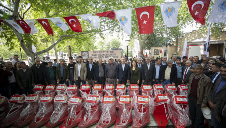ÇİFTÇİLERE SESLENEN SEÇER: “SİZ YAŞAMI SÜRDÜRÜLEBİLİR KILAN, ELİ ÖPÜLESİ ÇİFTÇİLERİMİZSİNİZ”