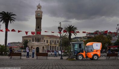 İzmir sokaklarından günde 20 tona yakın atık toplanıyor