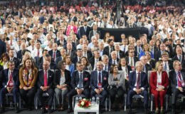 Kurultay ve Türkan Elçi mesajı