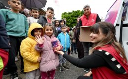 Mersin Büyükşehir, Bayramda çocukları Sevindirdi…
