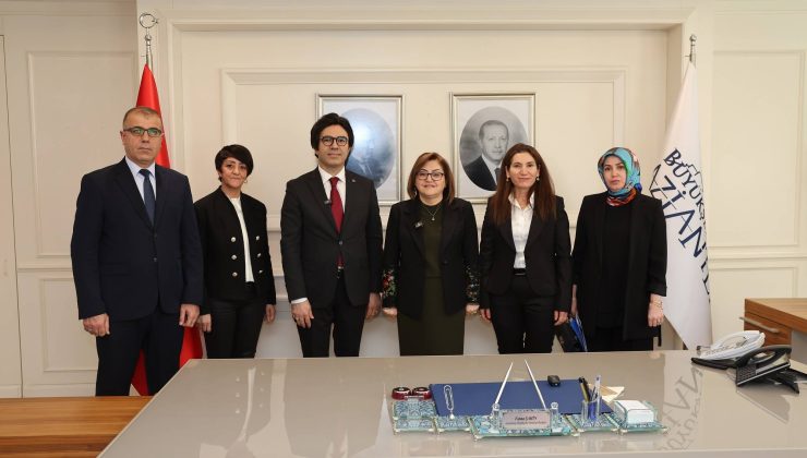 GAZİANTEP BÜYÜKŞEHİR’DEN DOĞUM SÜRECİNE EBE EŞLİĞİ MODELİ!