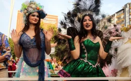 Uluslararası Adana Portakal Çiçeği Karnavalı’ndan renkli görüntüler