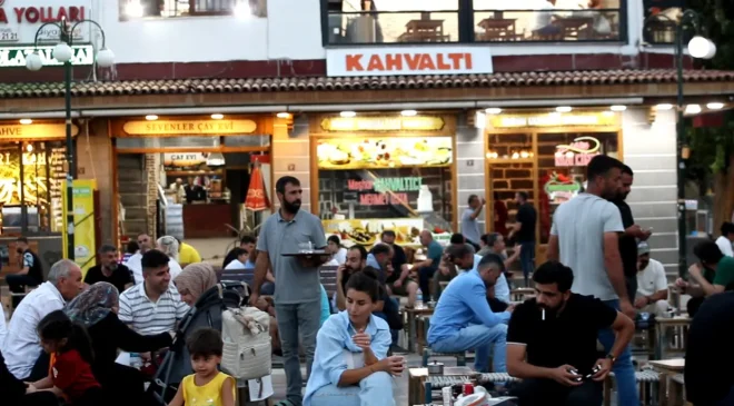 Diyarbakır’ın gündemi savaş ve belirsizlik: Biz artık o yeme düşmeyiz