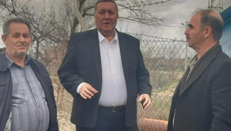 CHP’li Ömer Fethi Gürer, elektriğe yapılan yüzde 25 zammın sulama maliyetlerini artıracağını belirterek, çiftçinin daha ekmeden ciddi bir maliyet artışıyla karşı karşıya olduğunu söyledi.