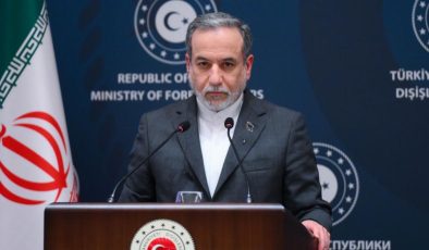 İran basını: Arakçi yeniden İslamabad’a gidecek