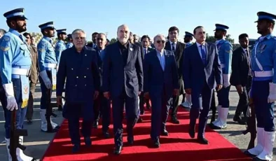 Trump’ın tehditlerine İran Devrim Muhafızları’ndan sert yanıt!