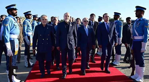 Trump’ın tehditlerine İran Devrim Muhafızları’ndan sert yanıt!