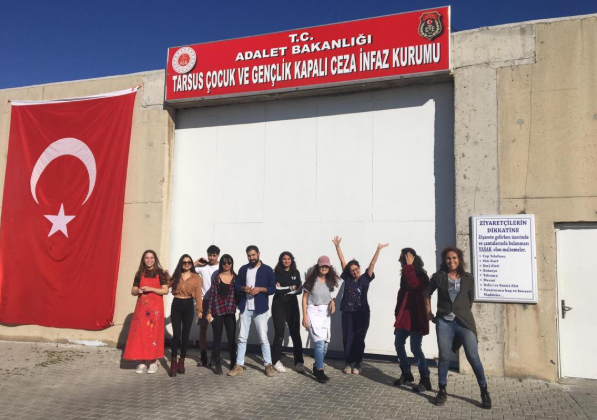 Suça İtilmiş Çocuklarla Sanat Temelli Rehabilitasyon