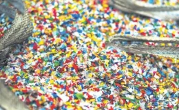 Mikroplastikler sinsice vücudumuzu zehirliyor
