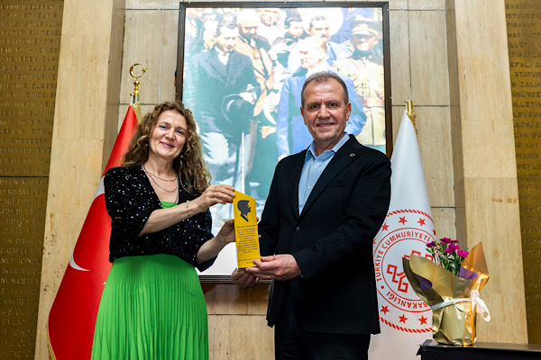 AV.ŞİNASİ DEVELİ KENT ÖDÜLÜ