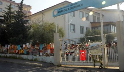 Ayser Çalık Ortaokulu’nda sessiz 23 Nisan