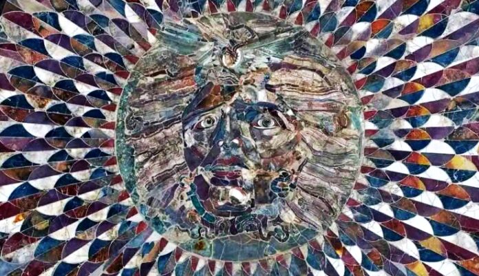 Binlerce Yıllık Medusa Mozaiği Gün Yüzüne Çıktı: Ziyaretçilerden Yoğun İlgi