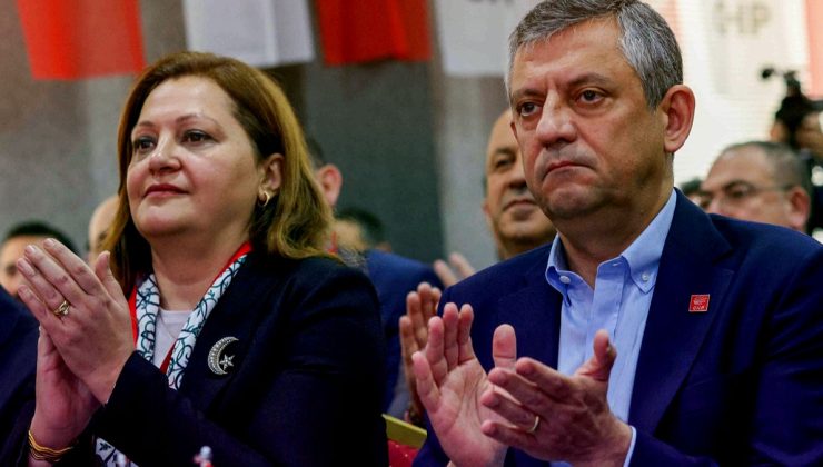 Burcu Köksal AK Parti’ye geçeceğini açıkladı