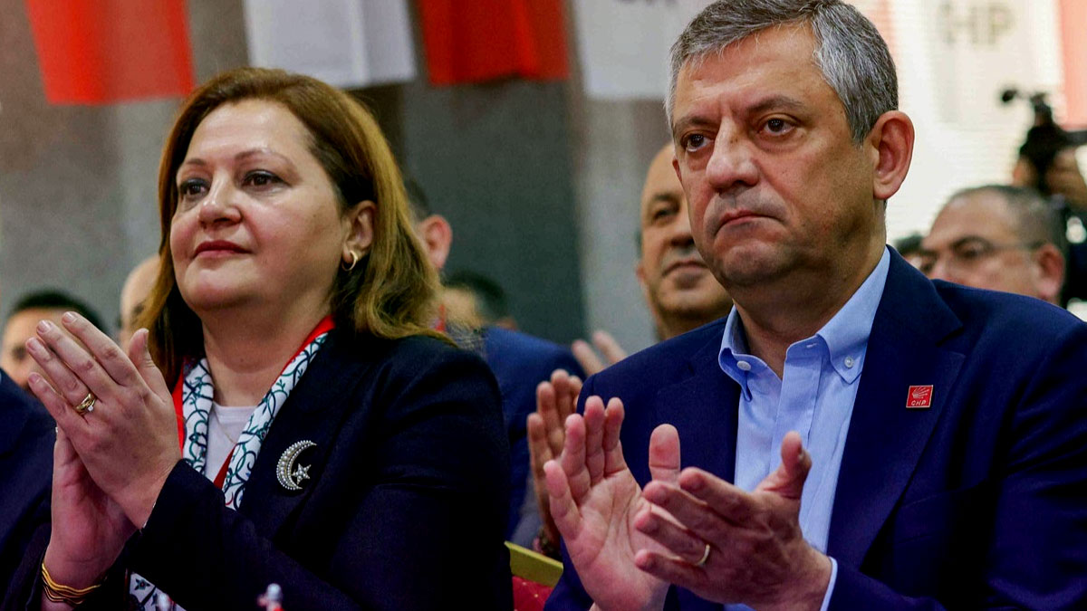 Burcu Köksal AK Parti’ye geçeceğini açıkladı