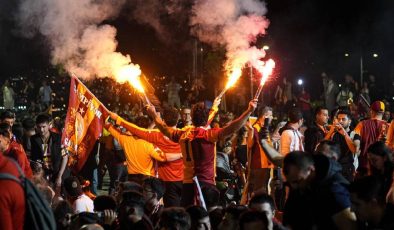 kez zafer Cimbom’un: Türkiye’nin her yeri kutlama alanına döndü