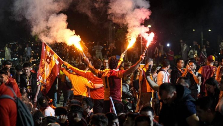 kez zafer Cimbom’un: Türkiye’nin her yeri kutlama alanına döndü