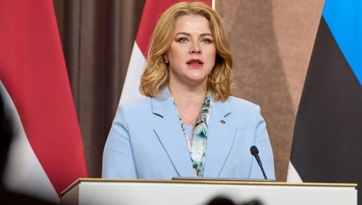 Letonya’da hükümet düştü