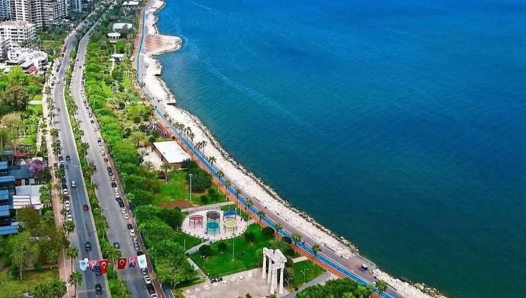 MERSİN’DE SORUN PLAJ MI, DENİZİN KENDİSİ Mİ?