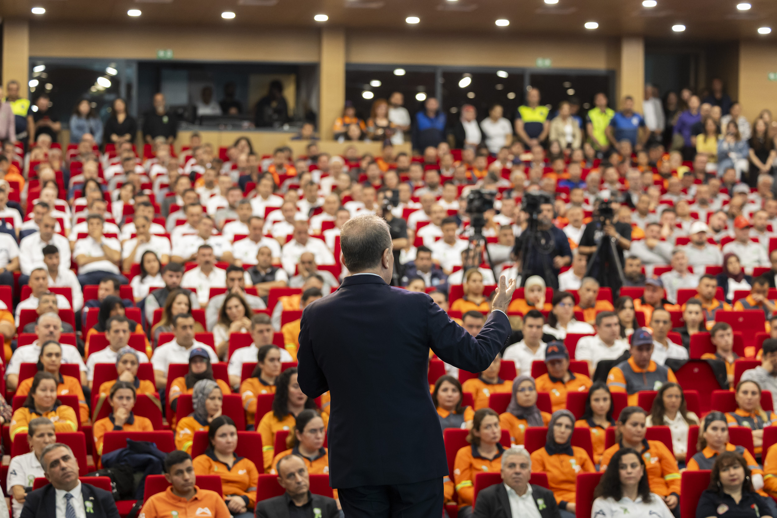 Başkan Seçer, “Mersin, Türkiye’nin her açıdan değerli ve önemli bir kenti.