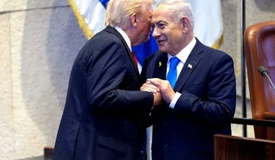 İsrail basını: Netanyahu, Trump’ın talebiyle İran’a saldırılarını durdurdu