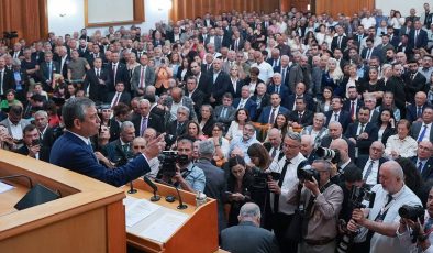 Özel’in grup toplantısına yoğun ilgi: Kısa sürede 1 milyon görüntülenme aldı