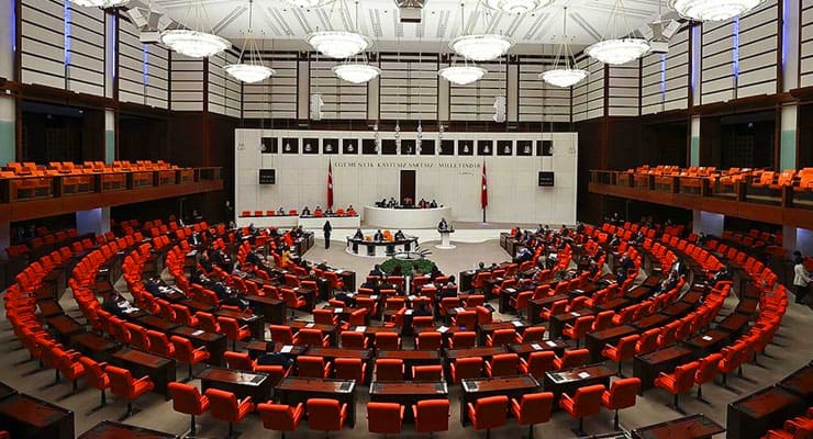 Devlet ve siyasette küslük meselesi