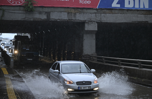 21 yıl sonra bir ilk! Meteoroloji uyardı, afete dönebilir